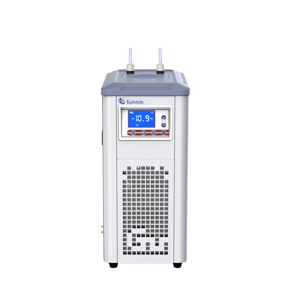 Optimize your Laboratory Tests: The Advantage of Compact Recirculating Chillers for Rotary Evaporators