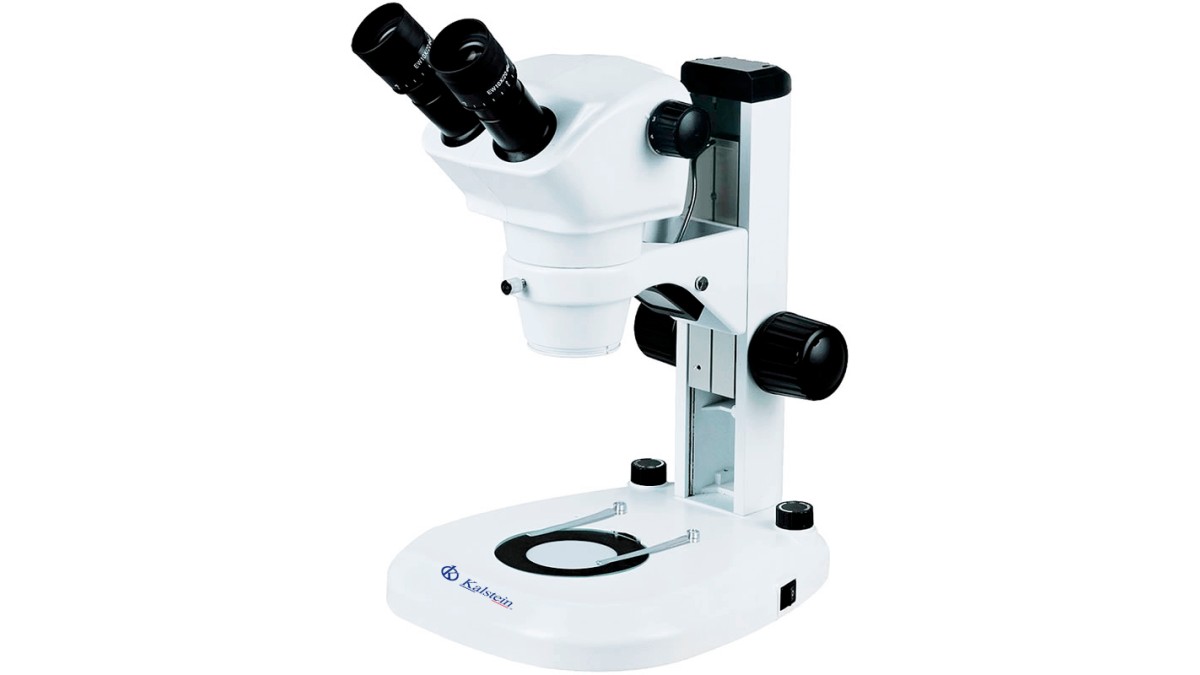 Technical Performance and Safety of Trinocular Microscope YR0254